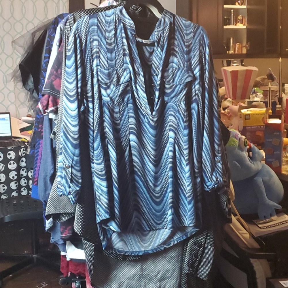 70s Style Shirt with button detail